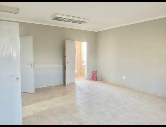 M² BUSINESS CENTRE FOR SALE IN MAGNA VIA INDUSTRIAL